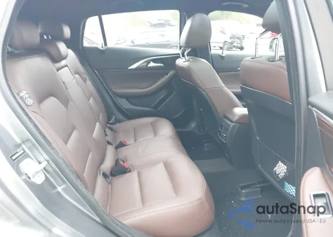 2017 Infiniti Qx30 Premium z USA, uszkodzony, nr VIN SJKCH5CRXHA036407